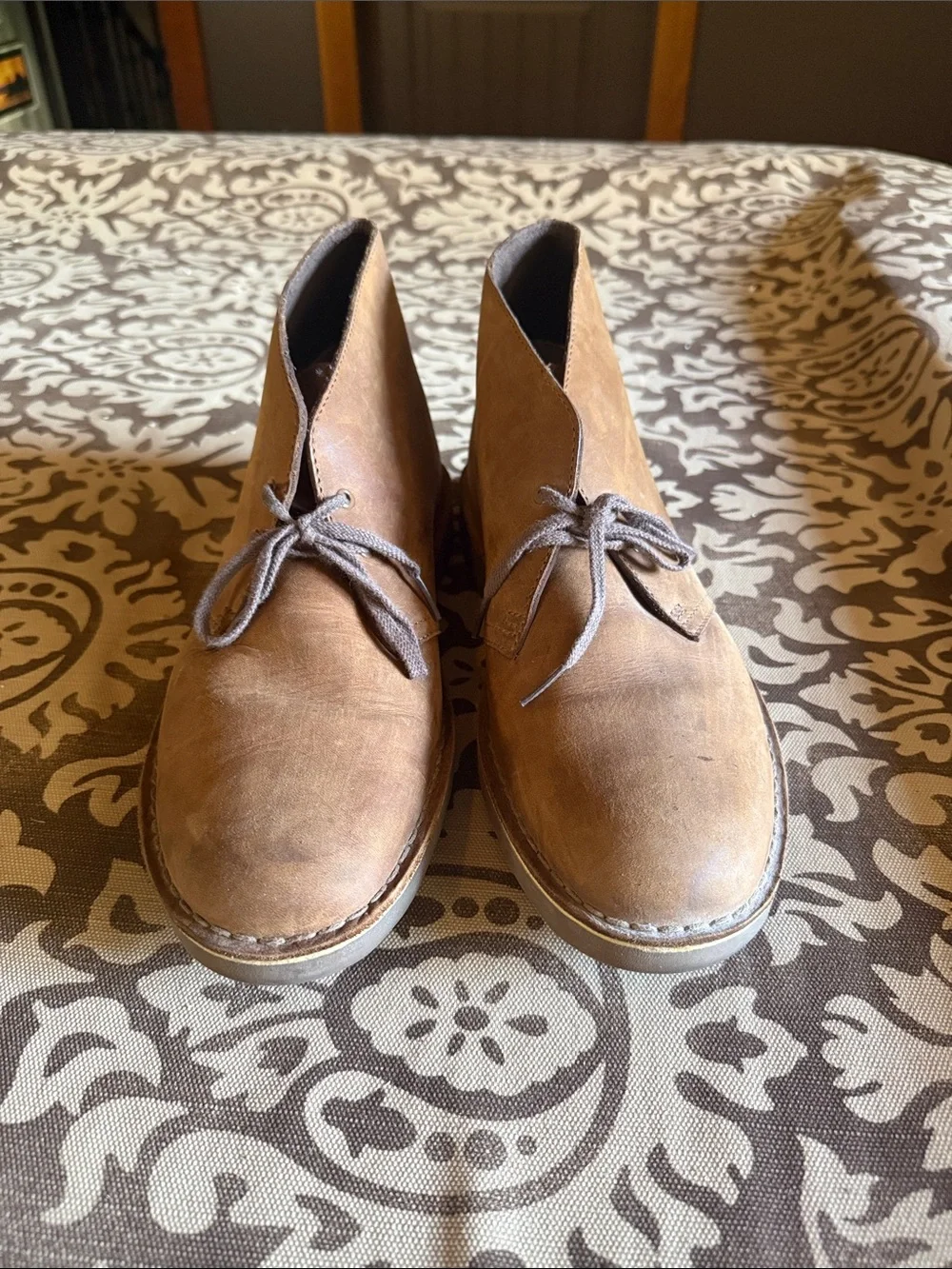 Clarks Men's Light Brown Leather Chukka Boots